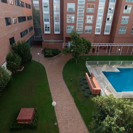 Vivienda Con Zona De Trabajo, Piscina Y Parking Apartment Madrid Exterior foto