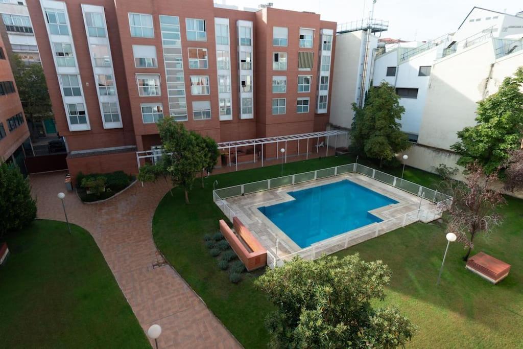 Vivienda Con Zona De Trabajo, Piscina Y Parking Apartment Madrid Exterior foto