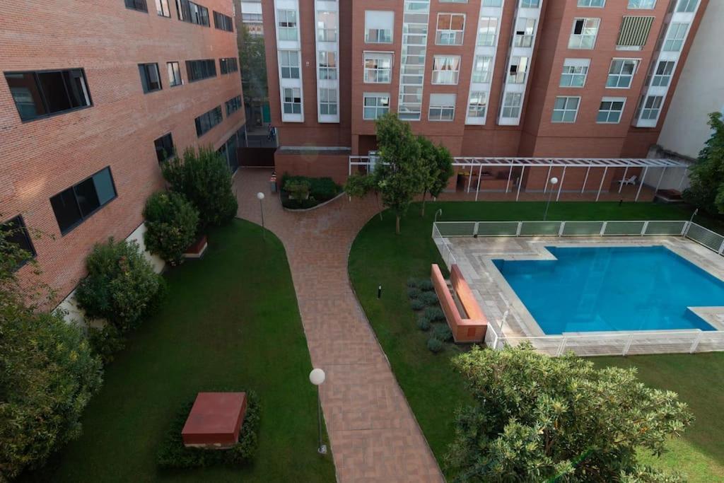 Vivienda Con Zona De Trabajo, Piscina Y Parking Apartment Madrid Exterior foto