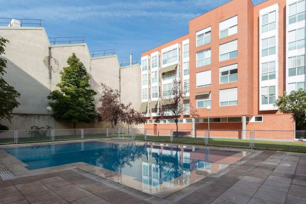 Vivienda Con Zona De Trabajo, Piscina Y Parking Apartment Madrid Exterior foto