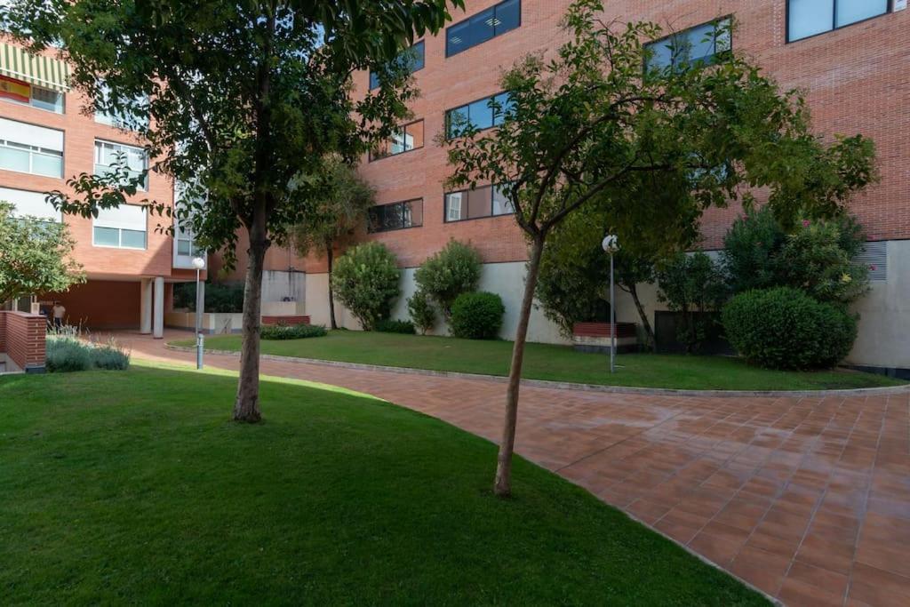 Vivienda Con Zona De Trabajo, Piscina Y Parking Apartment Madrid Exterior foto